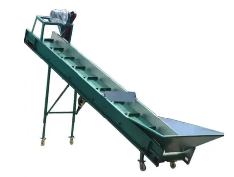 Plastic Recycling Conveyor